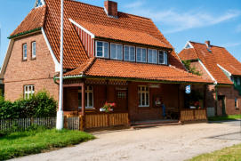 letztes Bahnhofsgebäude
